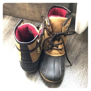Tommy Hilfiger duck boots